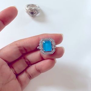Judith Ripka beautiful blue turquoise glass ring. Art Deco New never worn.